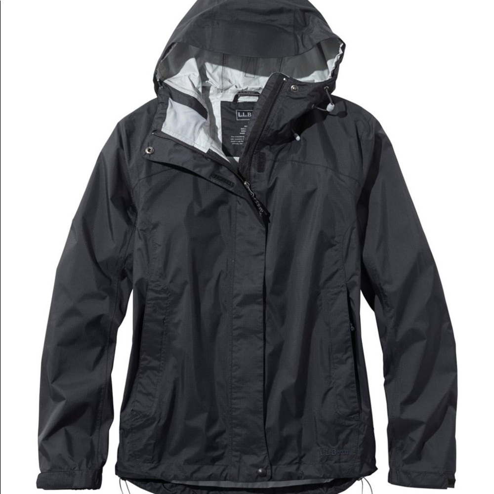Women’s LL Bean Rain Jacket Windbreaker